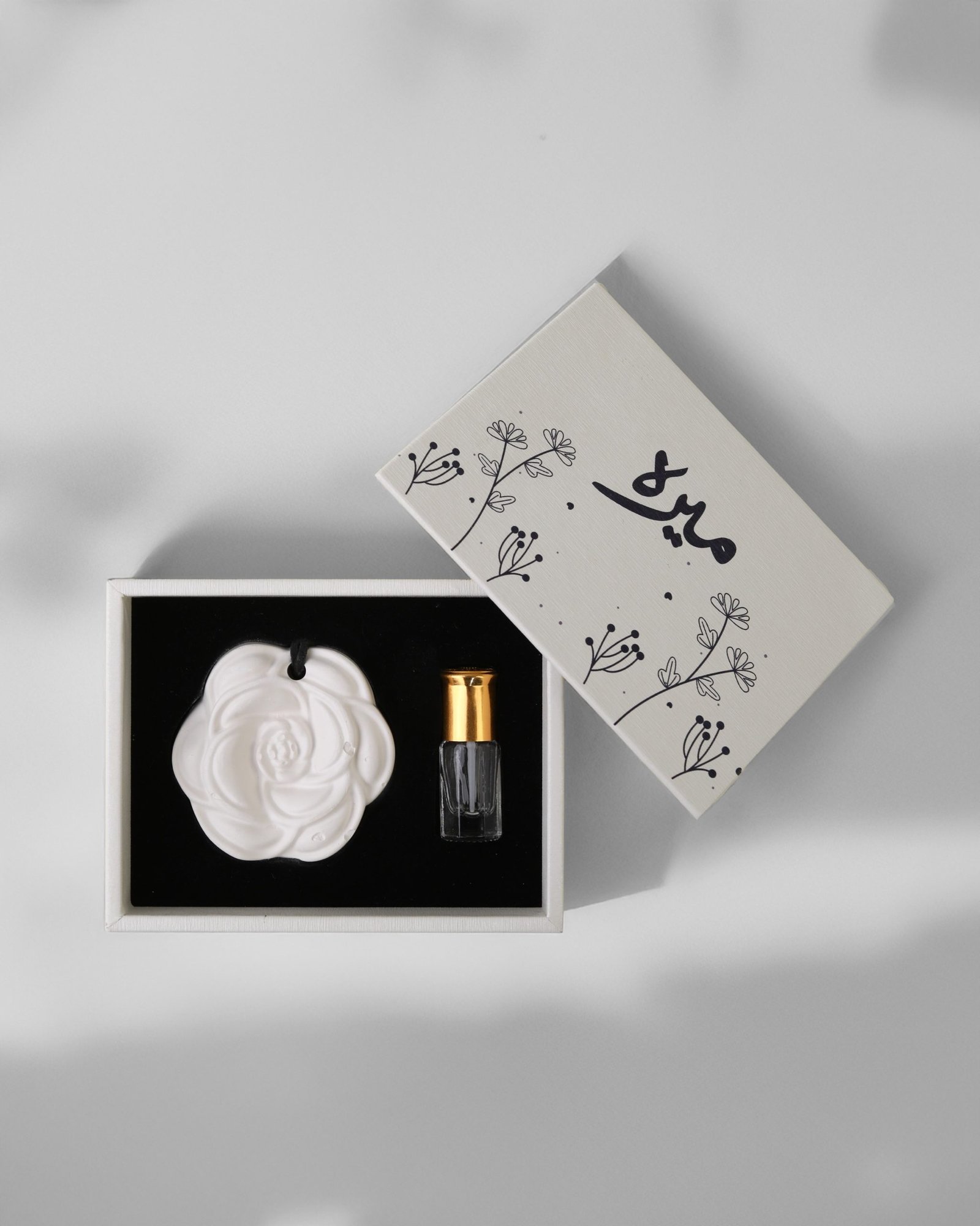 Car diffuser in leather box