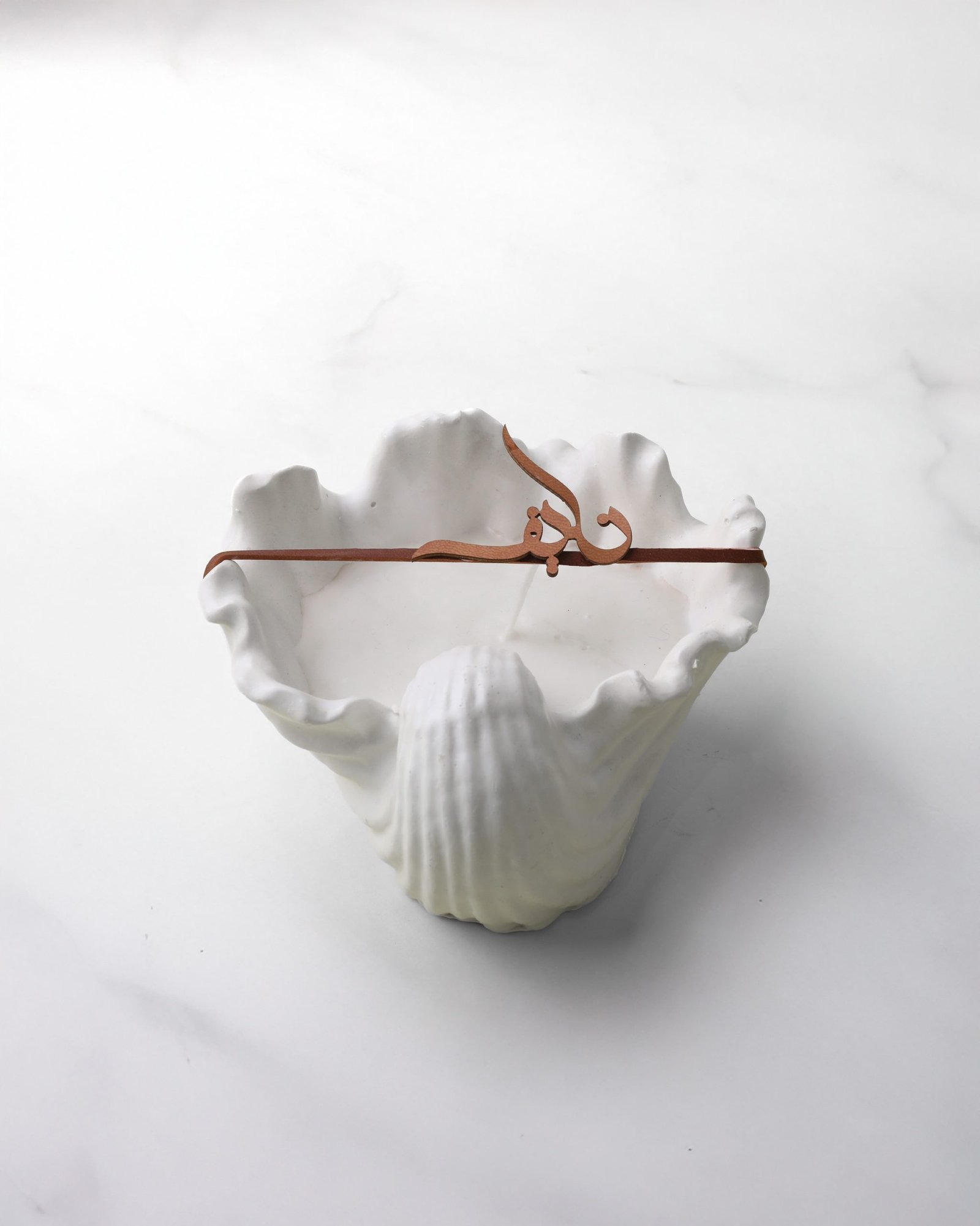 Shell candle